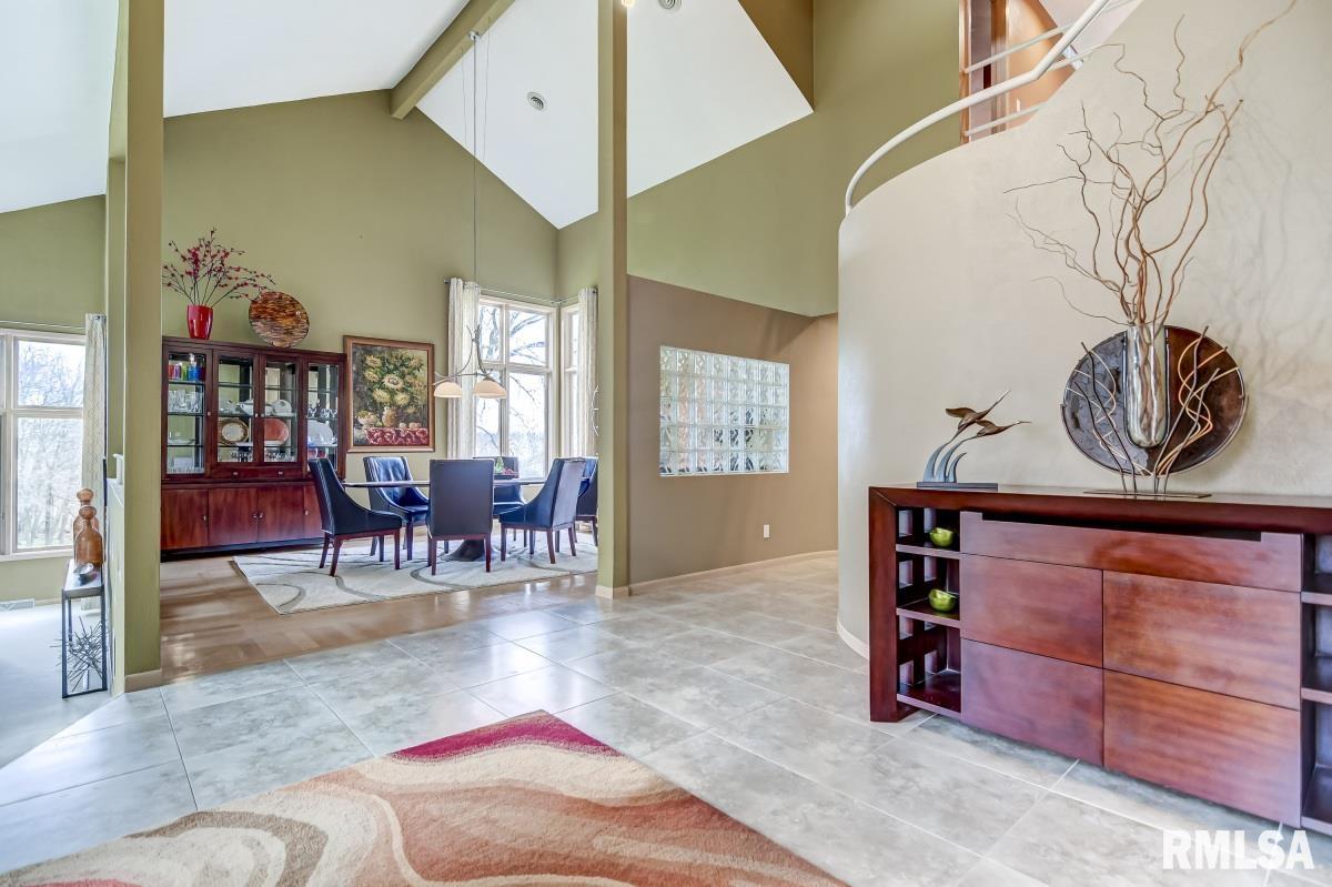 516 Appomattox Drive Springfield, IL 62711 - Photo 5 of 50