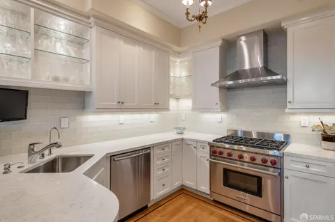 $1,999,999 | 192 Graystone Terrace, San Francisco, CA 94114