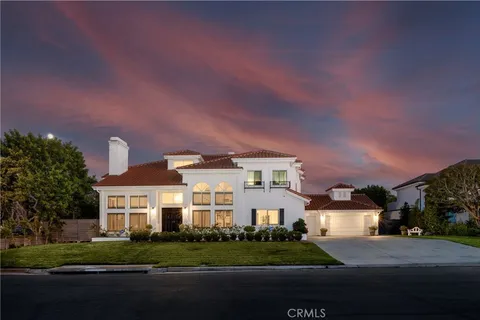 $3,989,000 | 6622 Horseshoe Lane, Huntington Beach, CA 92648