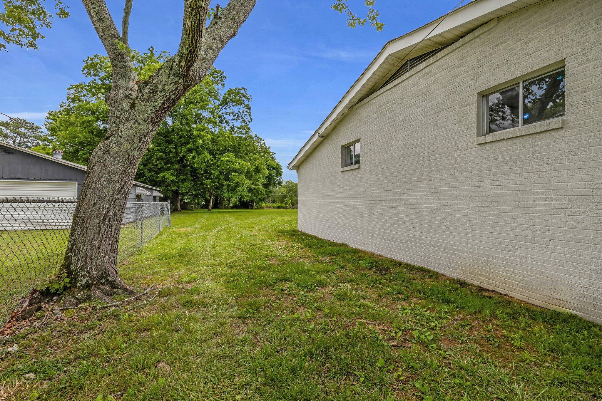 185 Block Road Rossville, GA 30741 - Photo 29 of 36 Side Yard