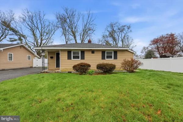 $2,100 | 3832 Frances Avenue, Wilmington, DE 19808