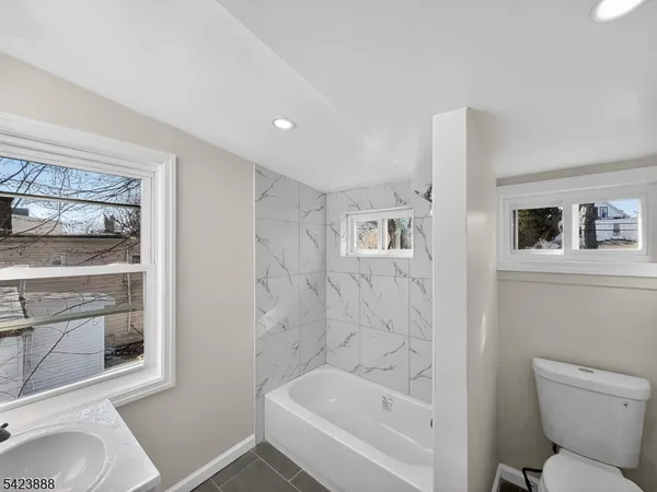 $3,549 | 123 Steuben Street, Unit 2, East Orange, NJ 07018