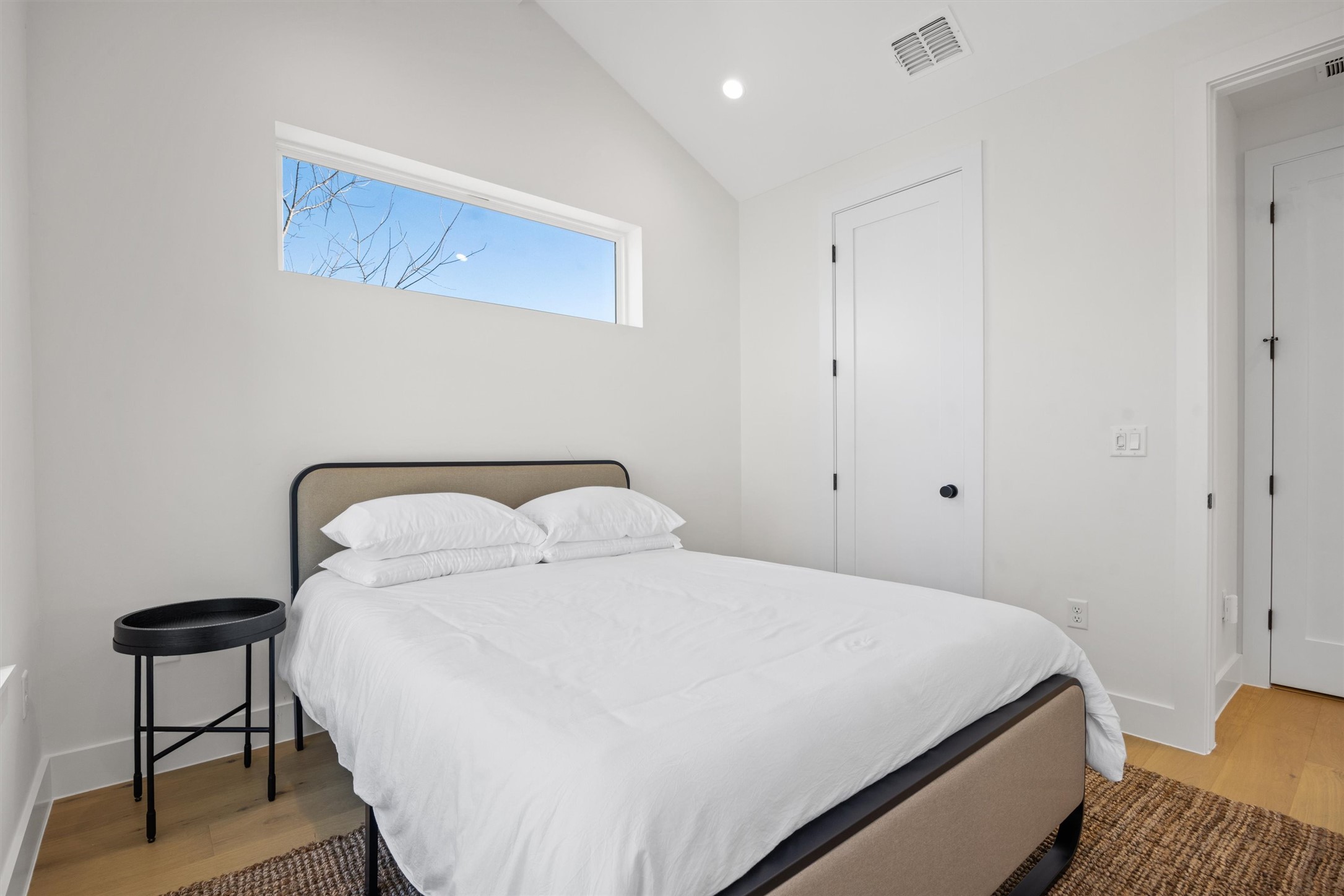 1004 Fiesta Street, Unit 1 Austin, TX 78702 - Photo 24 of 37