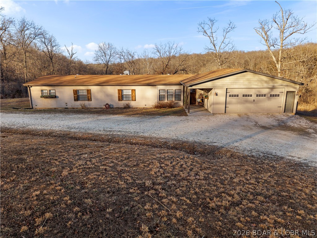 580 Burch Valley Road Linn Creek, MO 65052 - Photo 8 of 66