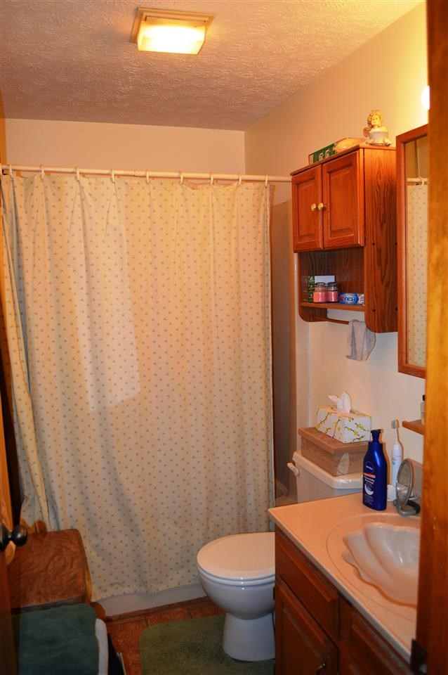 363 Shawswick Station Road Bedford, IN 47421 - Photo 14 of 23