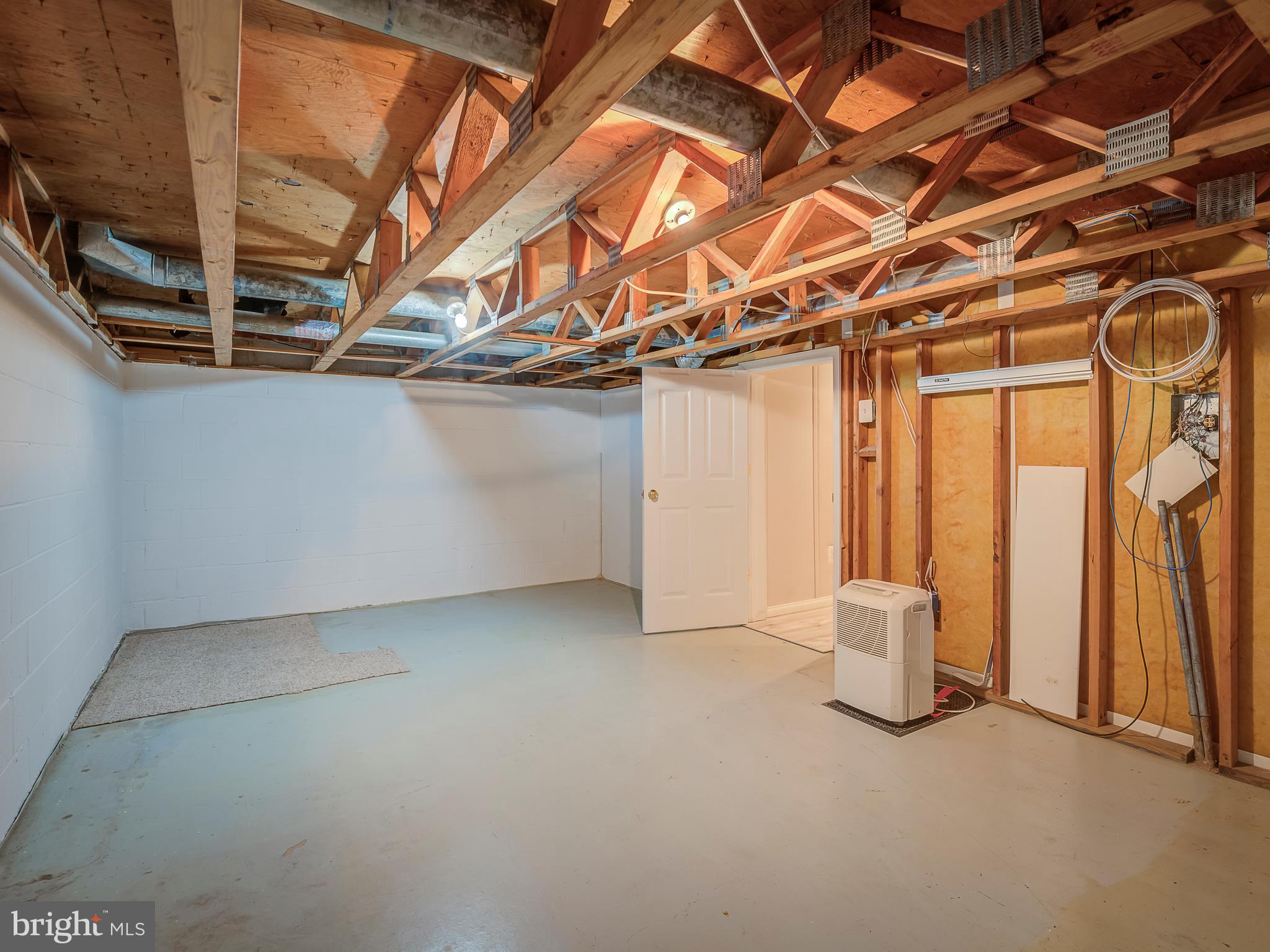 2058 Golf Course Drive Reston, VA 20191 - Photo 28 of 33 Lots of storage space