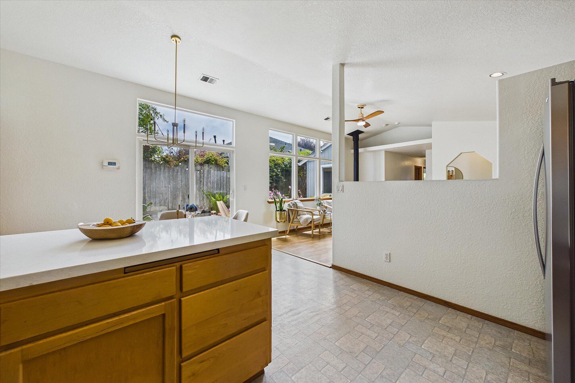 10 Long Street Eureka, CA 95501 - Photo 19 of 38