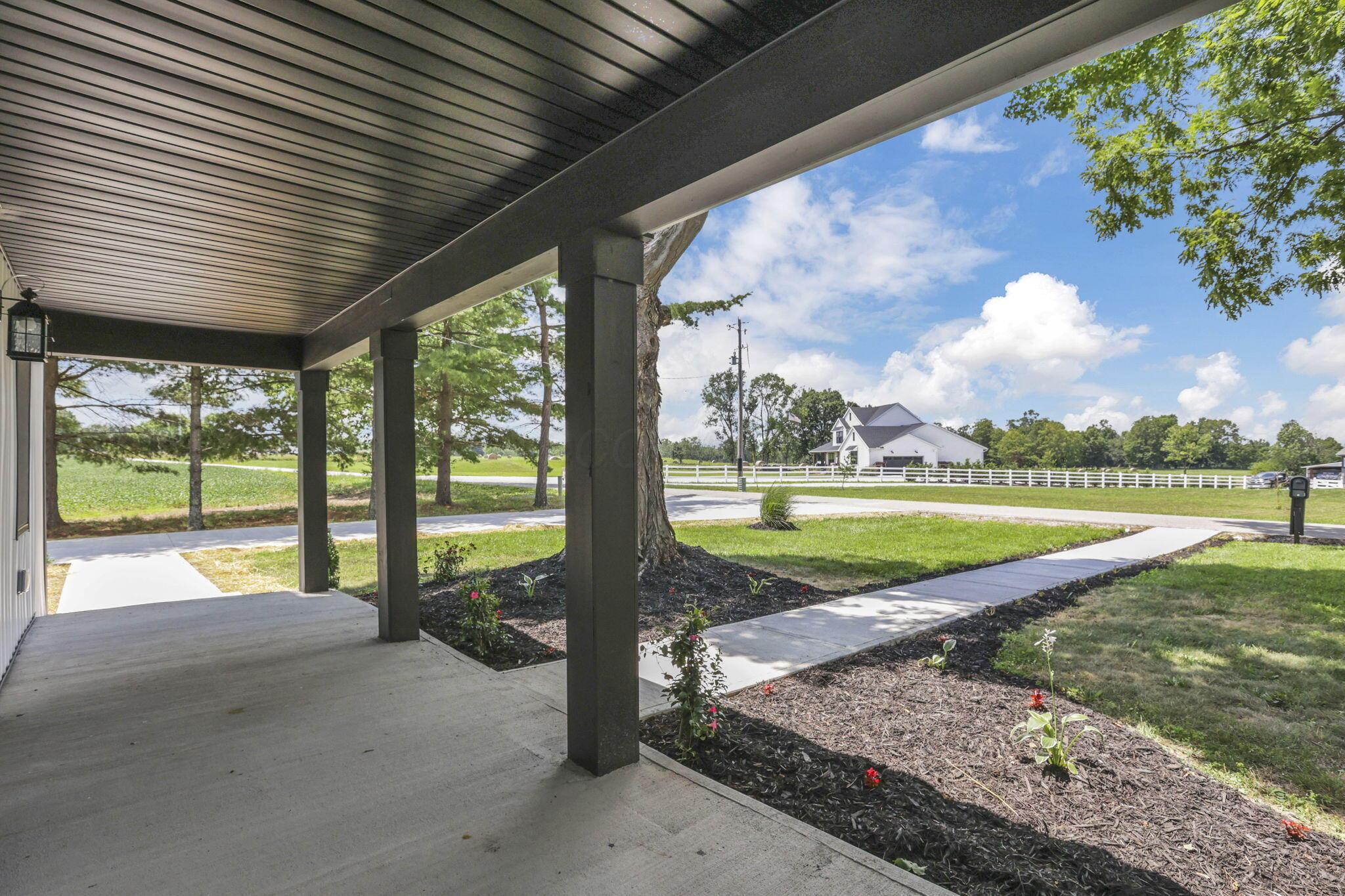 10123 Loop Road Etna, OH 43046 - Photo 5 of 74 9-web-or-mls-0V3A3396