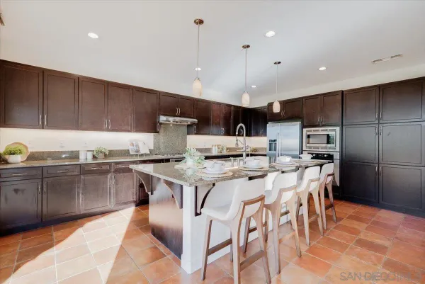 $3,499,000 | 7135 Sitio Caliente, Carlsbad, CA 92009