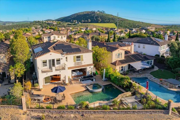 $3,499,000 | 7135 Sitio Caliente, Carlsbad, CA 92009