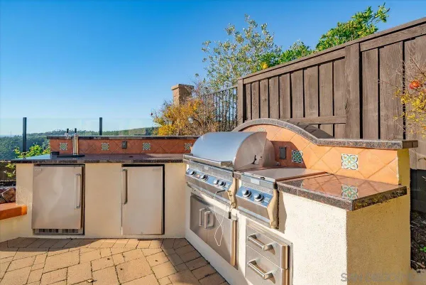 $3,499,000 | 7135 Sitio Caliente, Carlsbad, CA 92009