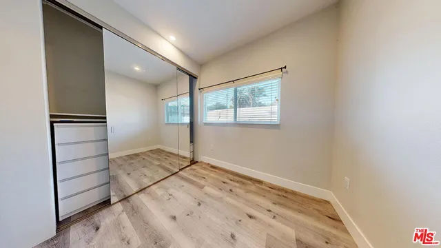 $1,600 | 7051 1/2 White Oak Avenue, Reseda, CA 91335