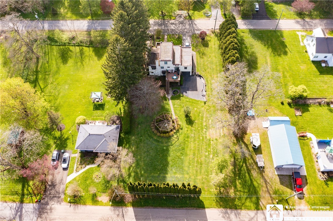 102 Merlin Avenue Ellicott, NY 14701 - Photo 5 of 50