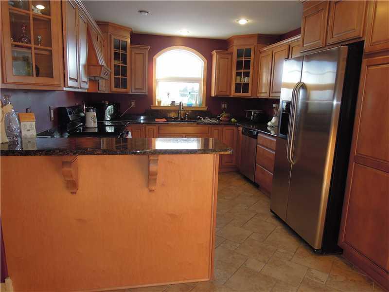 29 Webster Avenue Limestone, ME 04750 - Photo 13 of 35 Kitchen.