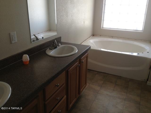 2403 East Adobe Road Benson, AZ 85602 - Photo 17 of 27
