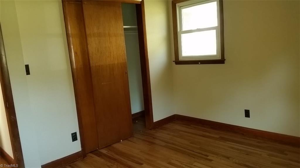 741 North Franklin Road Mount Airy, NC 27030 - Photo 6 of 12 Bedrm 2