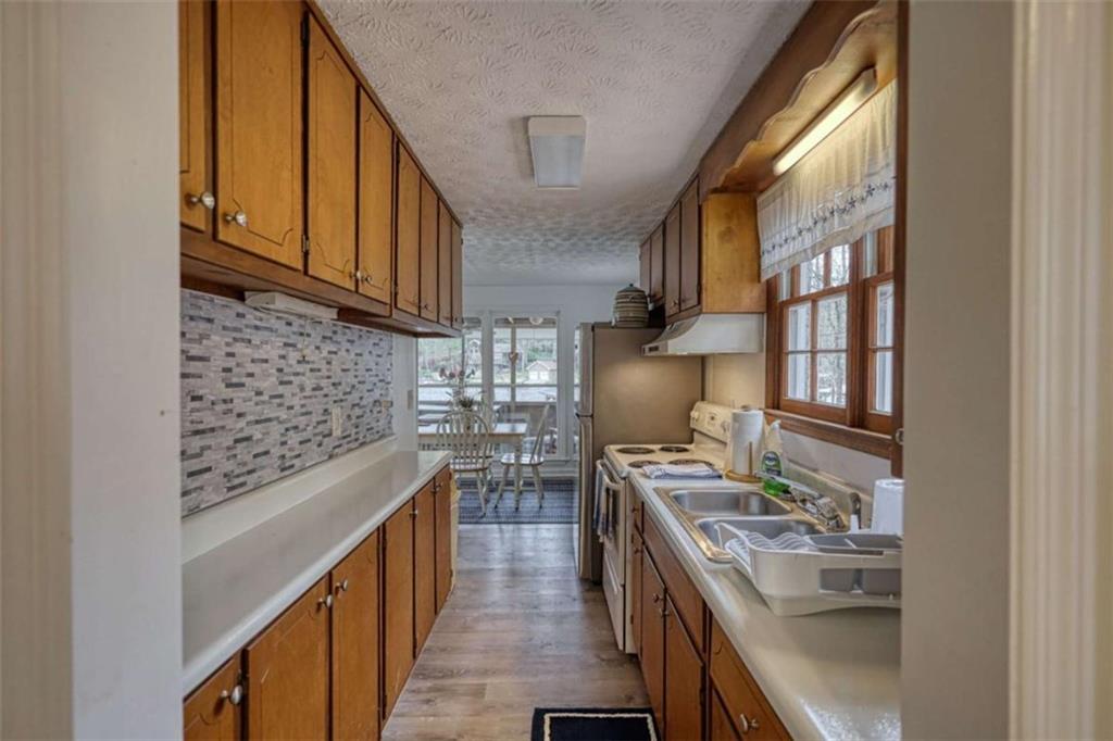 1697 County Line Road Mansfield, GA 30055 - Photo 13 of 44