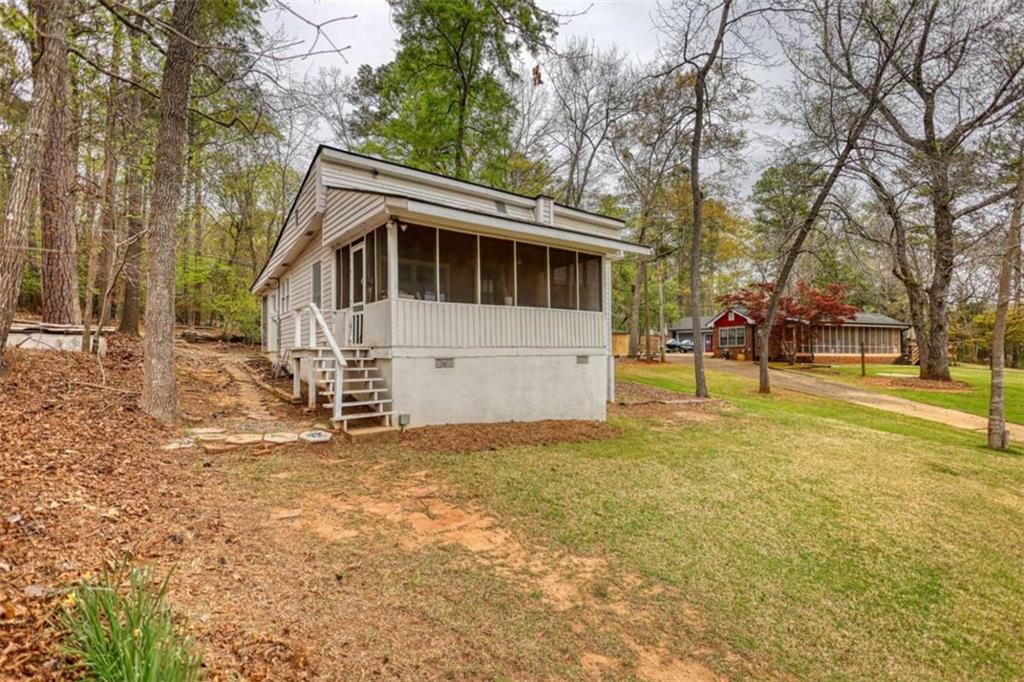 1697 County Line Road Mansfield, GA 30055 - Photo 3 of 44