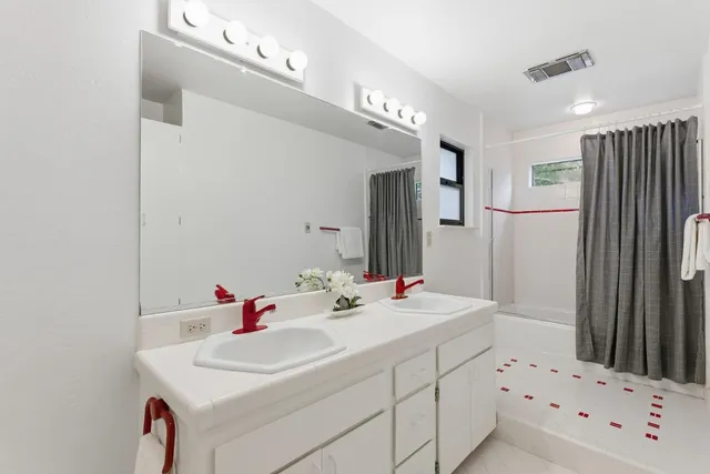 $3,898,000 | 10915 Mora Drive, Los Altos Hills, CA 94024