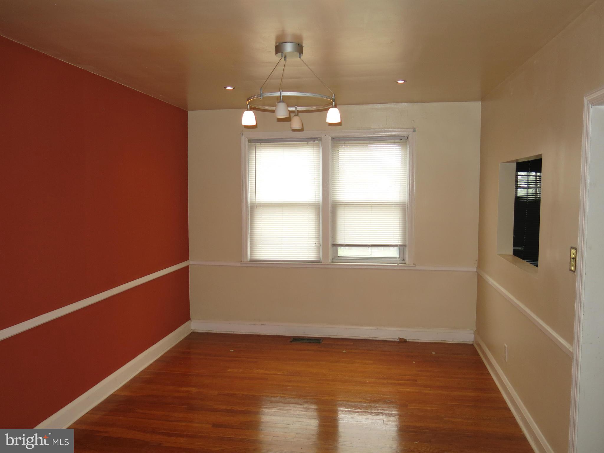 5807 Falkirk Road Baltimore, MD 21239 - Photo 5 of 16 Dining Room