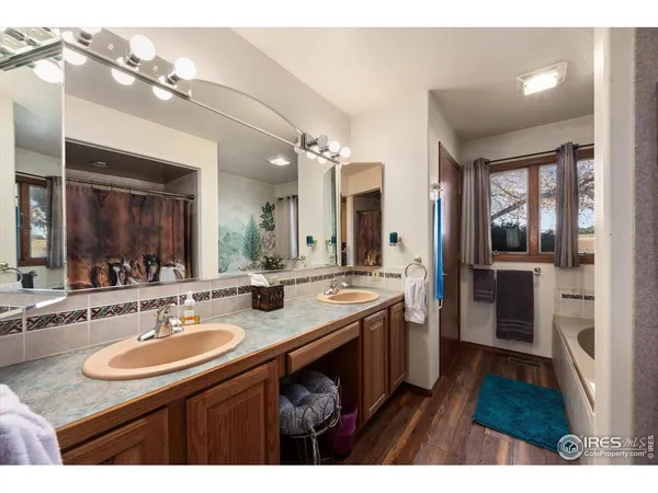 $1,250,000 | 28840 County Road R, Brush, CO 80723