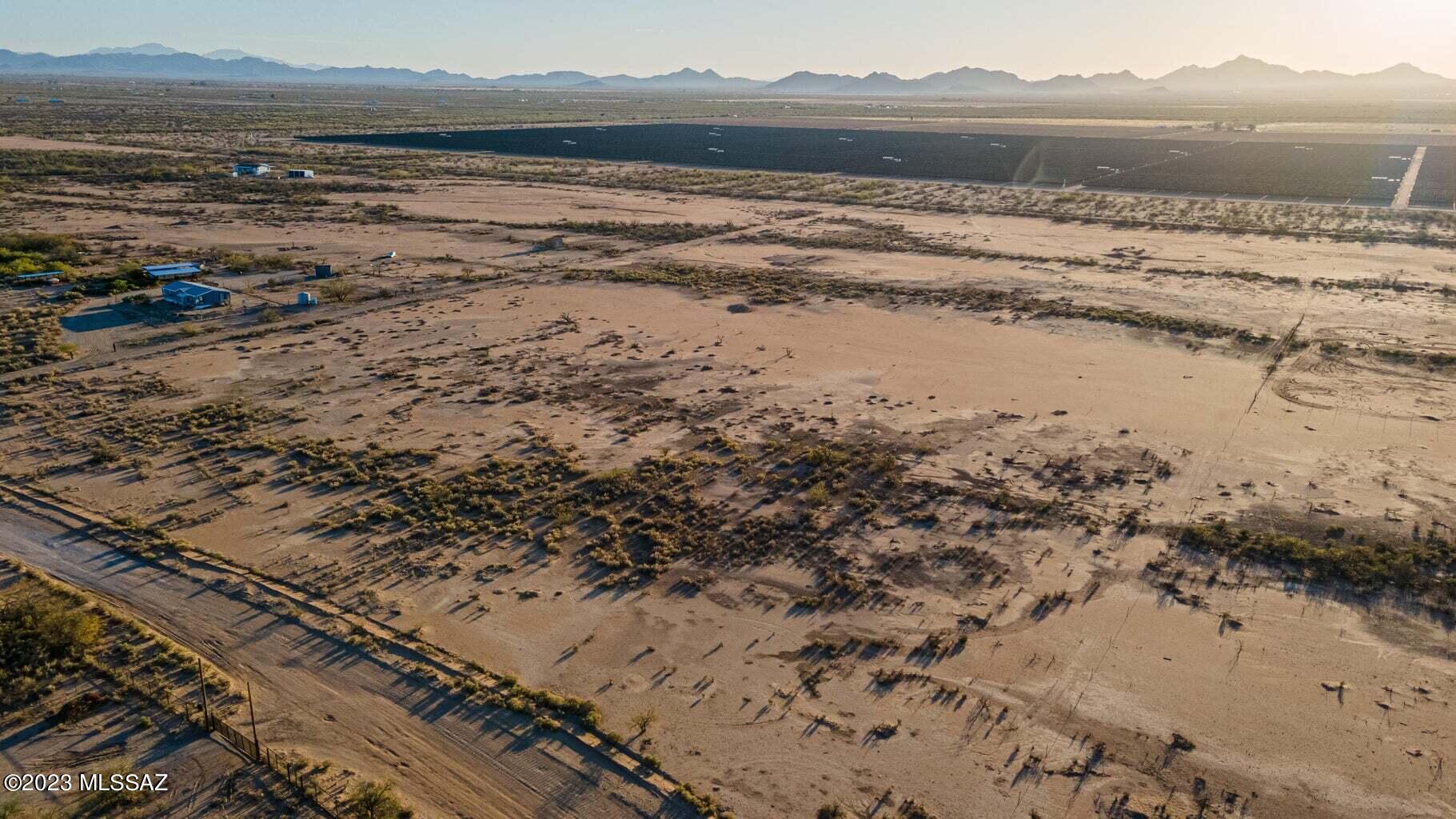 9225 Ghost Ranch Road Marana, AZ 85653 - Photo 9 of 14 Gallery Image 9