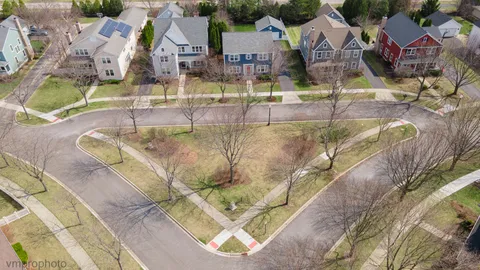 $824,900 | 394 Marseilles Street, Vernon Hills, IL 60061