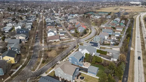 $824,900 | 394 Marseilles Street, Vernon Hills, IL 60061