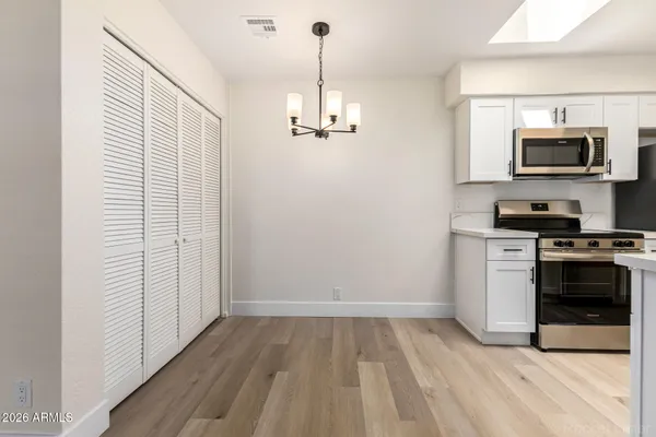 $255,000 | 522 West Blackhawk Drive, Unit 3, Phoenix, AZ 85027