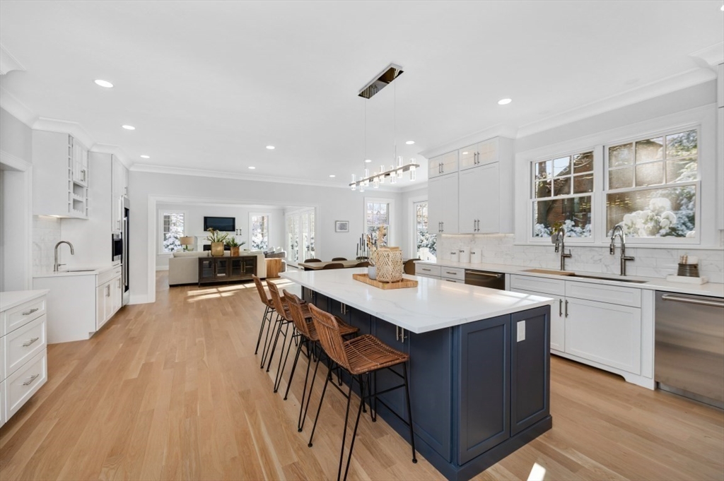 8 Brackett Road Newton, MA 02458 - Photo 3 of 42 Gallery Image 3