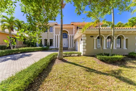 $1,090,000 | 7512 Southwest 187th Street, Cutler Bay, FL 33157