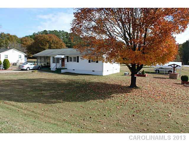 3457 Cloninger Road Dallas, NC 28034 - Photo 2 of 16 Gallery Image 2