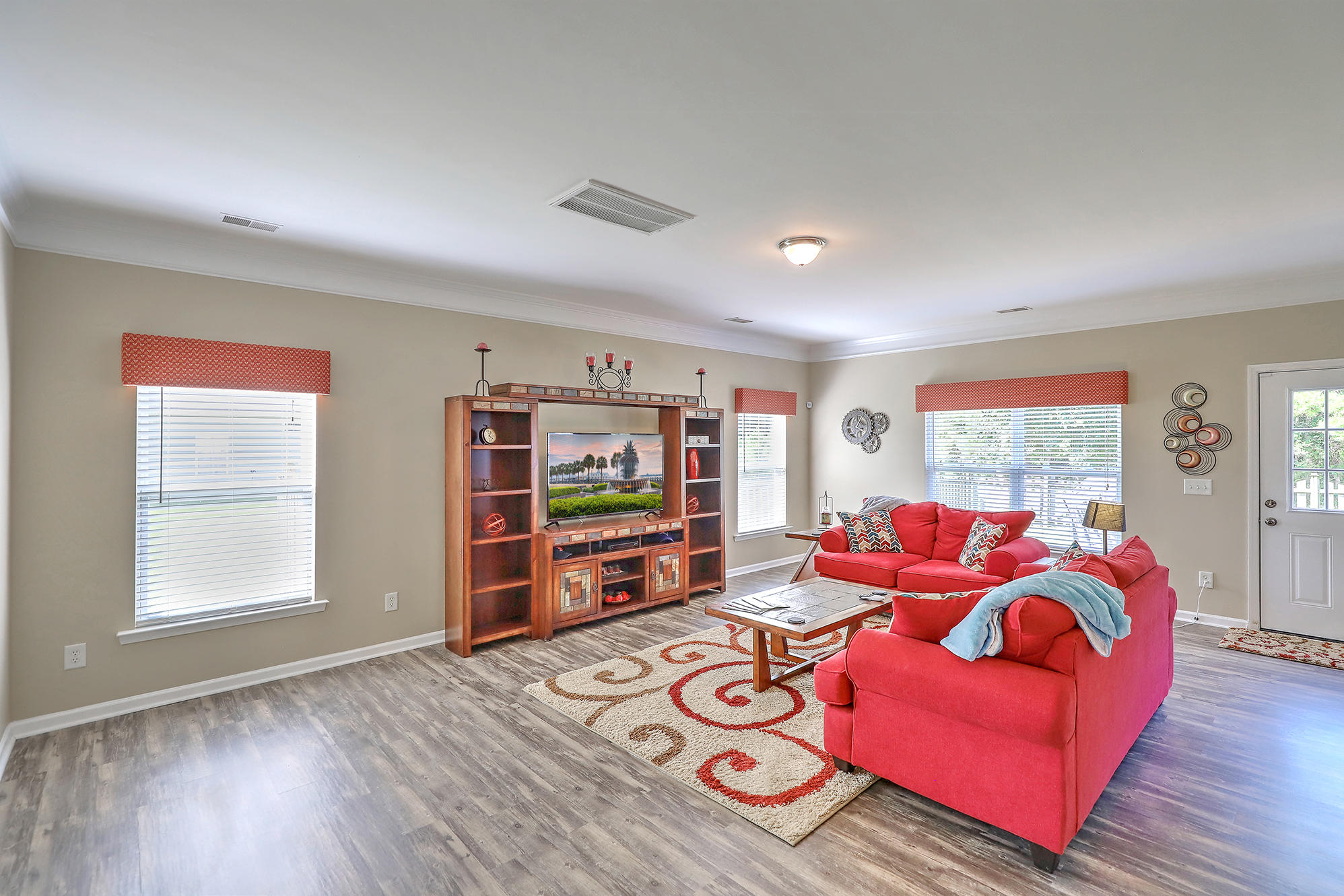 223 Meadow Wood Road Summerville, SC 29486 - Photo 9 of 39 IMG_5765_6_7