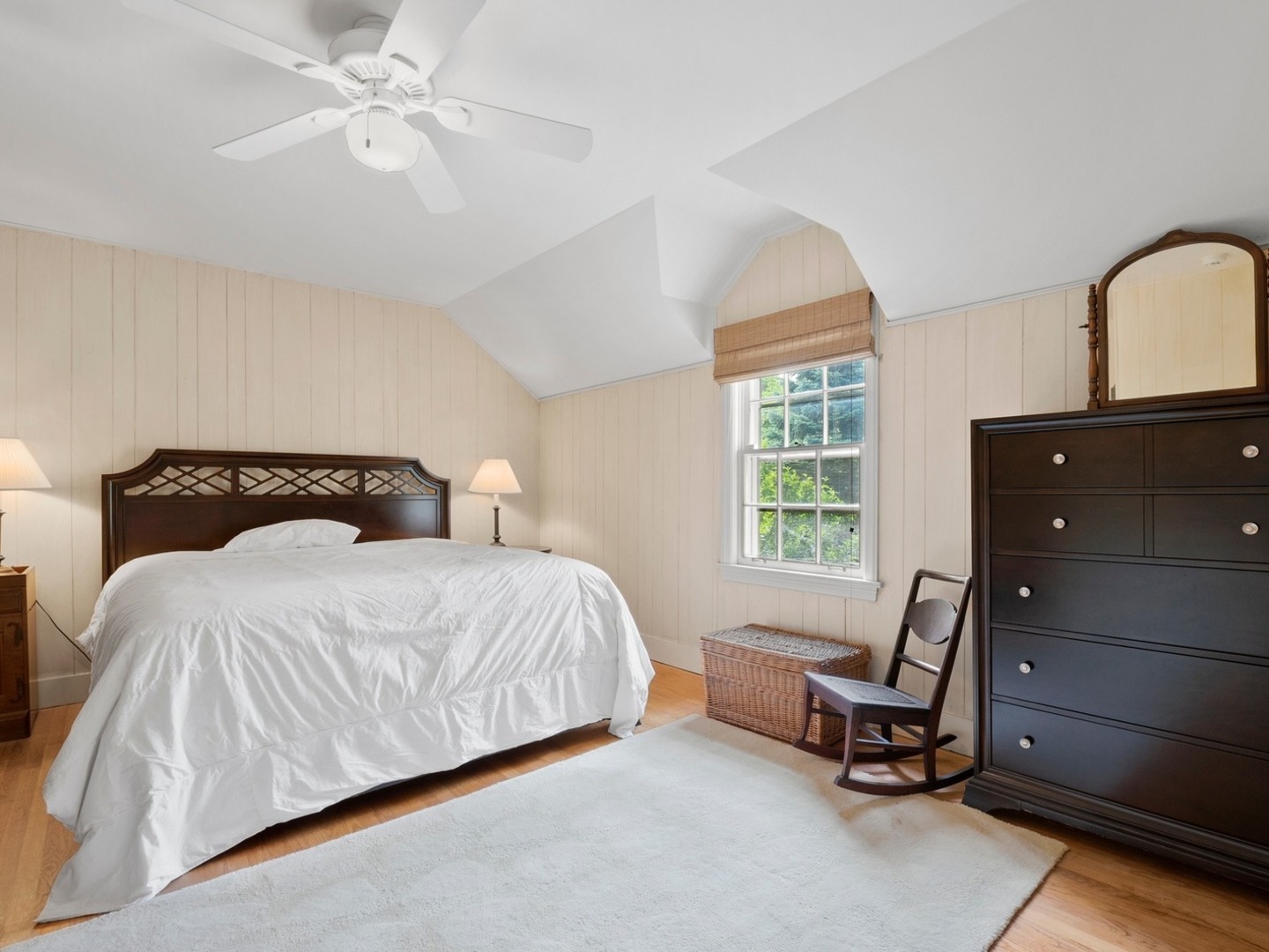 1220 Westview Road Glenview, IL 60025 - Photo 12 of 18 Gallery Image 12