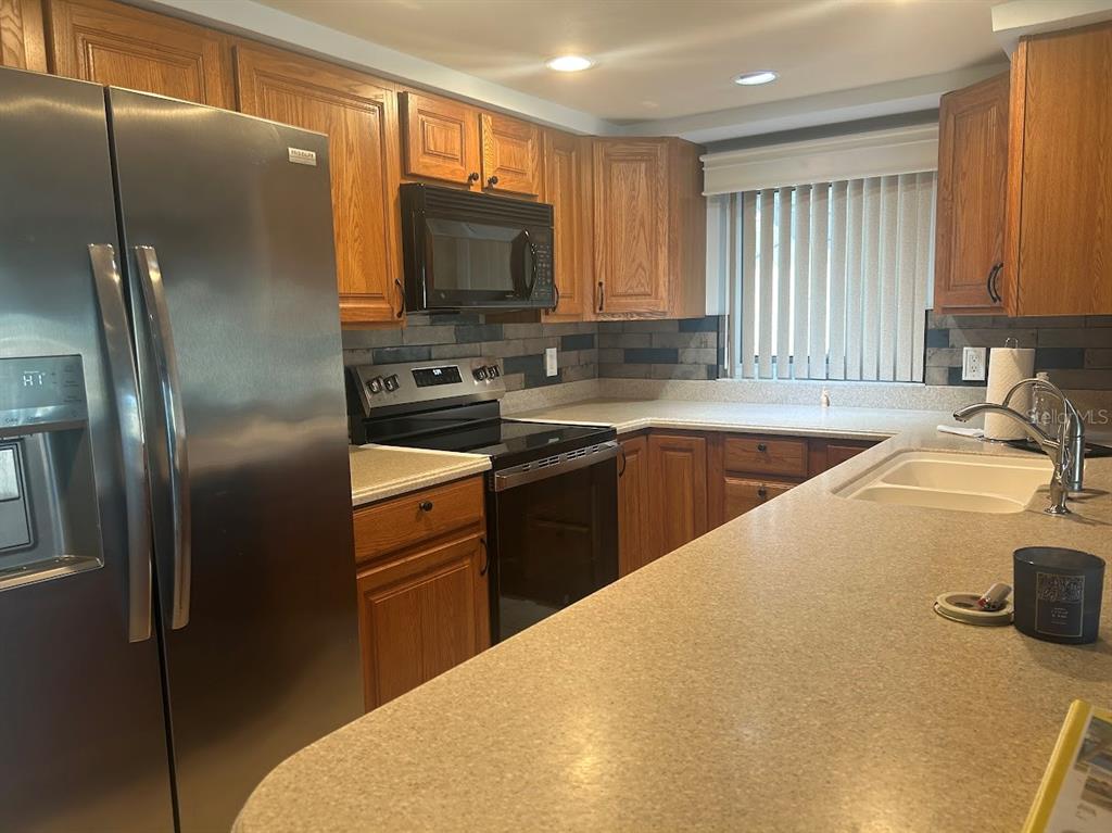 12612 4th Isle Hudson, FL 34667 - Photo 18 of 35