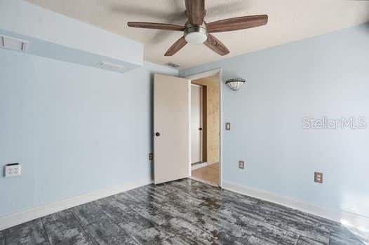 12612 4th Isle Hudson, FL 34667 - Photo 19 of 50 a view of a hallway