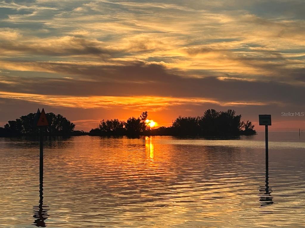 12612 4th Isle Hudson, FL 34667 - Photo 33 of 35