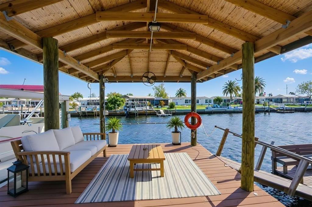 12612 4th Isle Hudson, FL 34667 - Photo 6 of 35