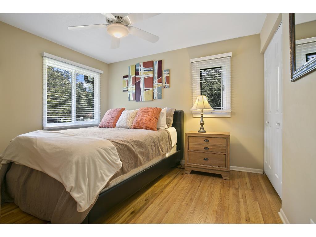 5121 Kimberly Road Minnetonka, MN 55345 - Photo 10 of 21