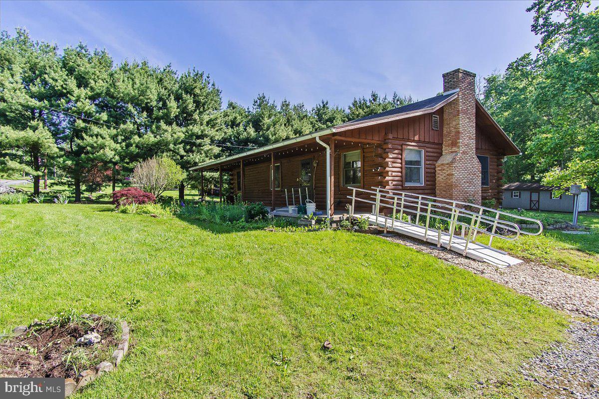 1086 Path Valley Road Fort Loudon, PA 17224 - Photo 2 of 43 Gallery Image 2