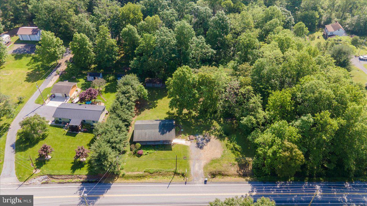 1086 Path Valley Road Fort Loudon, PA 17224 - Photo 32 of 43 Gallery Image 32
