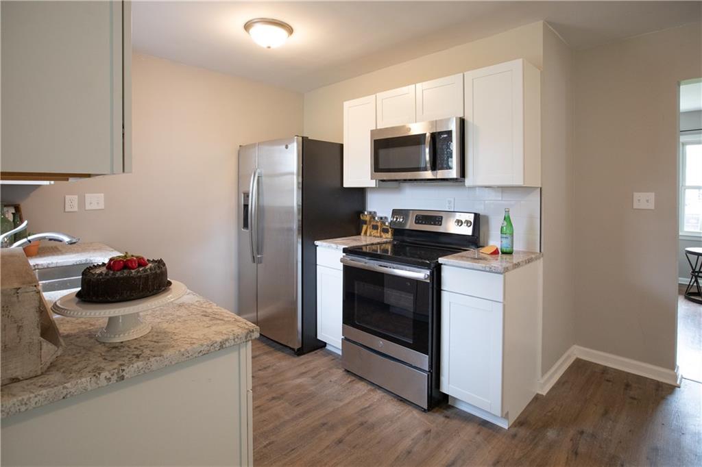 7340 Griffith Road Indianapolis, IN 46227 - Photo 9 of 21 Gallery Image 9