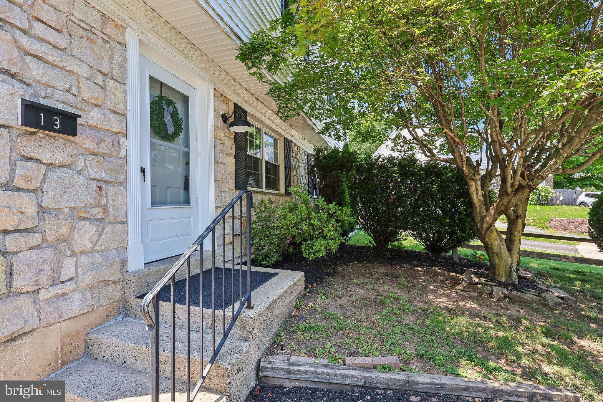 13 Evergreen Road Stowe, PA 19464 - Photo 3 of 44 Front exterior steps