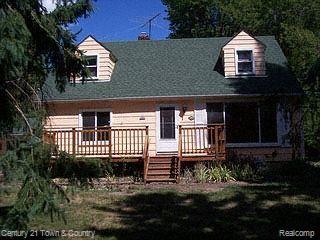 2880 Clarkston Road Lake Orion, MI 48362 - Photo 1 of 1 Front View
