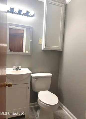 $120,000 | 122 Grenada Lane, Greenwood, MS 38930