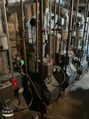 a room with musical instruments