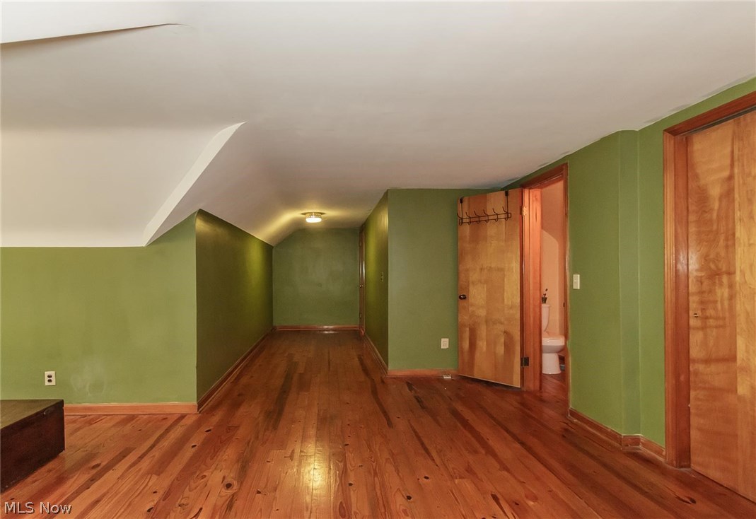 24583 Chardon Road Cleveland, OH 44143 - Photo 18 of 26 Gallery Image 18