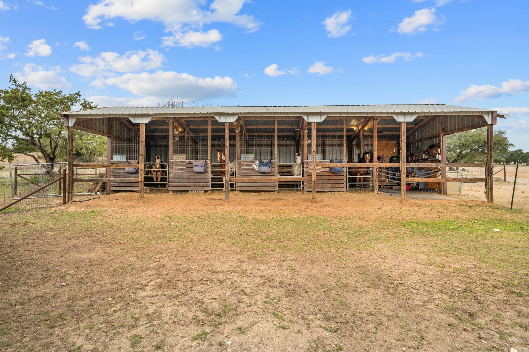 401 Ranchview Drive Johnson City, TX 78636 - Photo 10 of 40 4 stall horse barn
