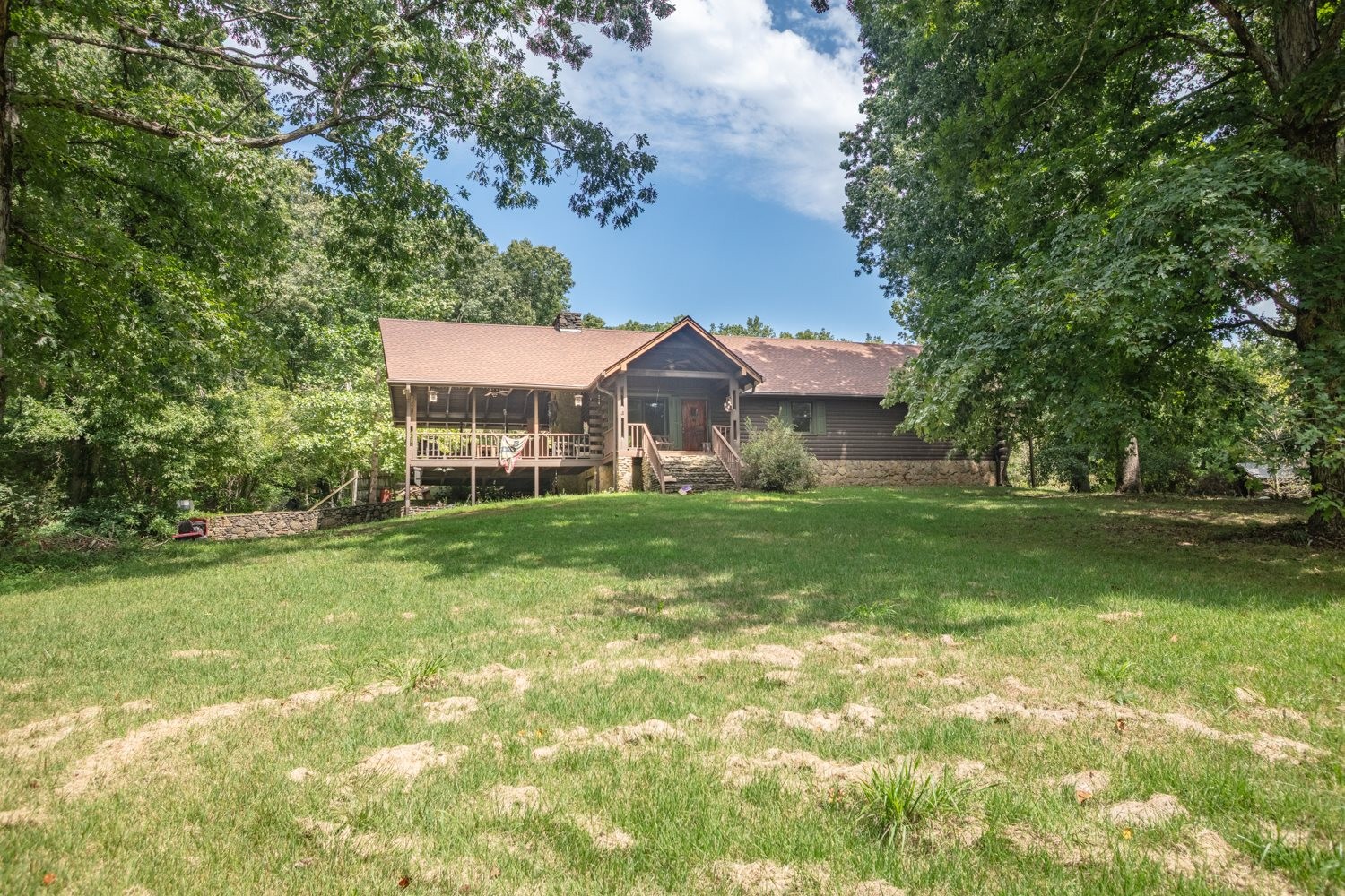 162 Tracy Road Hohenwald, TN 38462 - Photo 3 of 46 Gallery Image 3