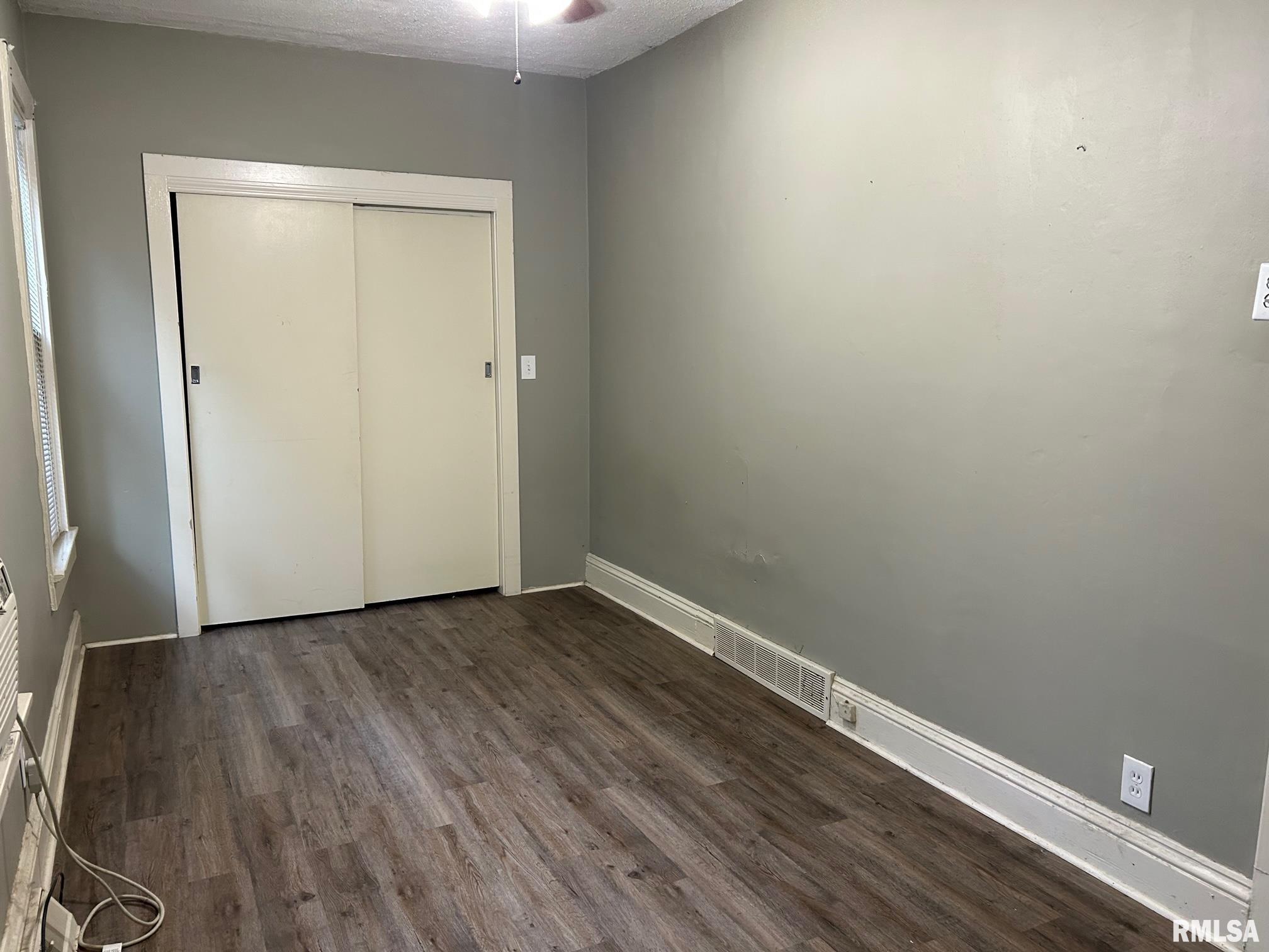 928 Cleveland Avenue Springfield, IL 62704 - Photo 15 of 18